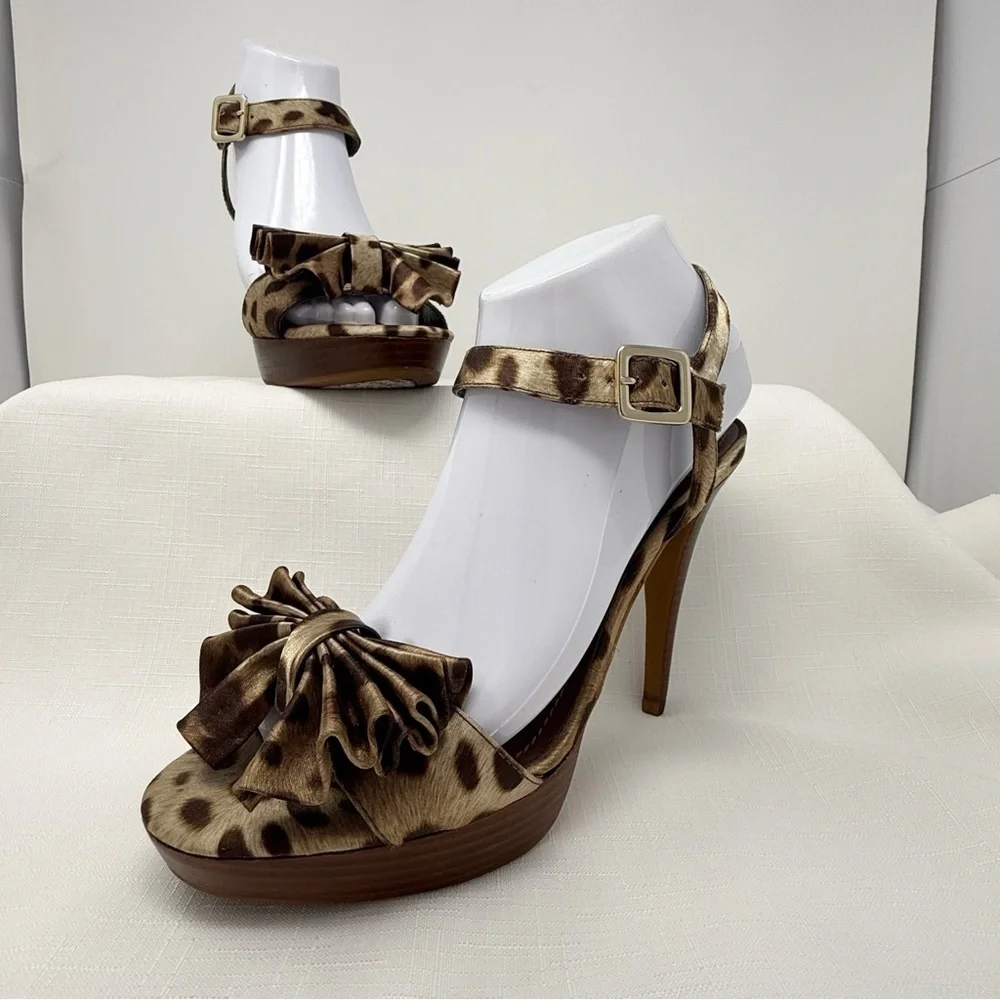 Gianni Bini animal Print silk platform High Heel Sandals size 8.5